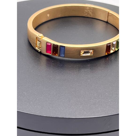 Chico’s Brushed Gold Tone Multicolor Rhinestone Hinged Bangle  Bracelet New - Picture 2 of 12
